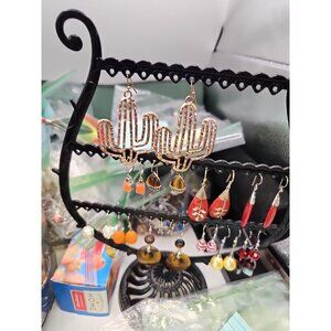 Earrings Pierced Dangle French Wire Copper Tone Cactus  Shape